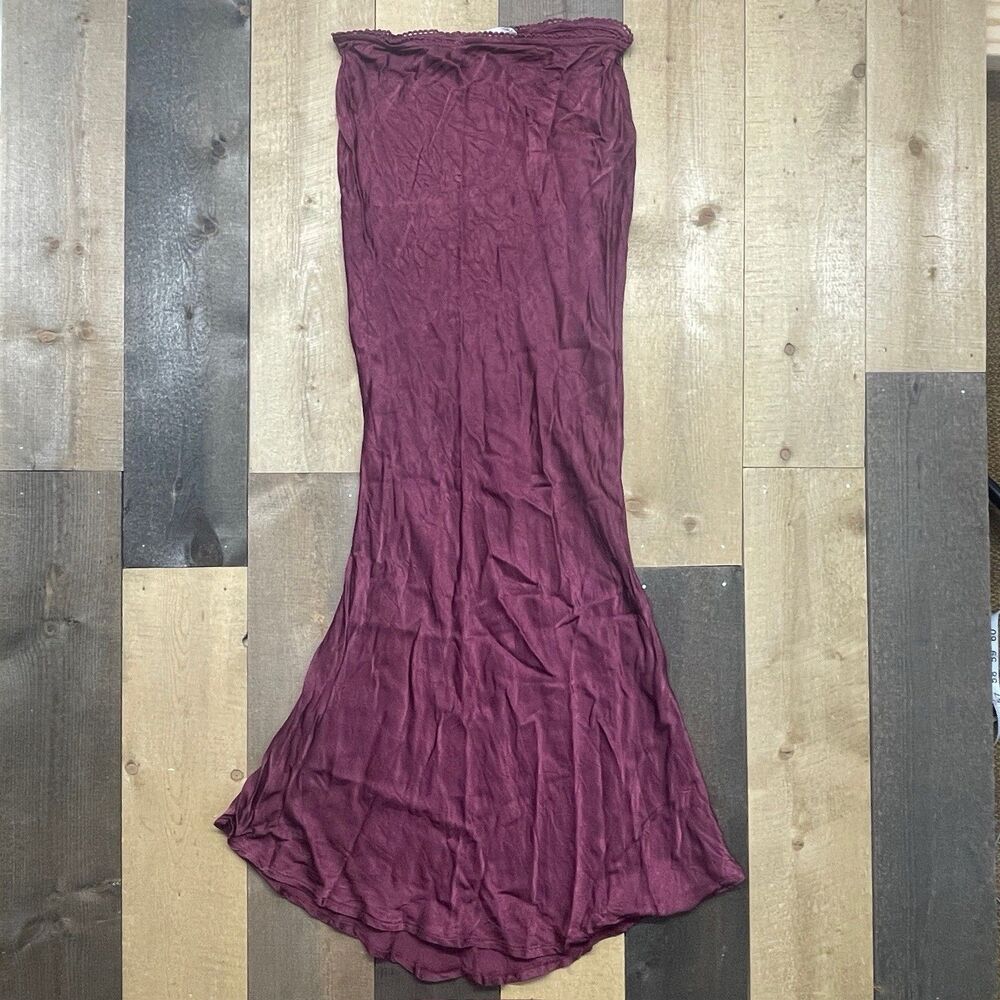 I Am Delilah Women's SMALL Angelina Low Waist Maxi Skirt Burgundy